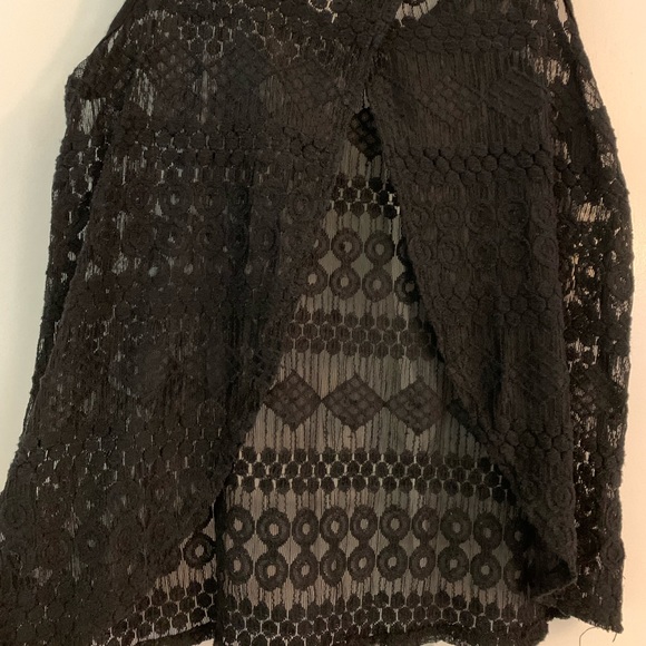 Crochet open back top - Picture 2 of 2